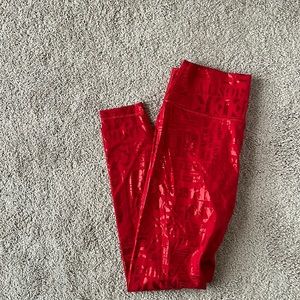 Lululemon wonder under